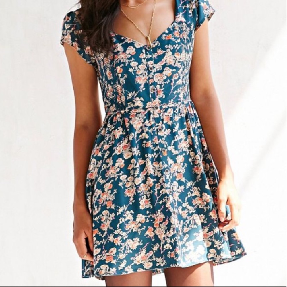 Kimchi Blue Betty Floral Dress
